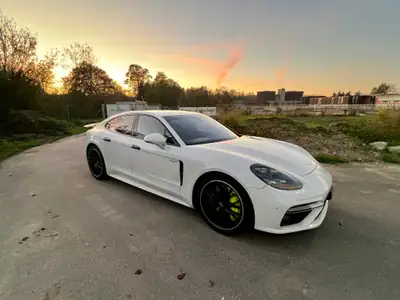 Porsche Panamera Turbo S E-Hybrid — Berline sportive hybride rechargeable, 680 ch — interior