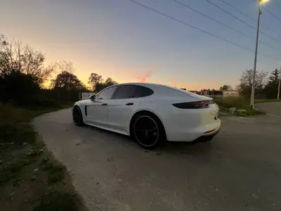 Porsche Panamera Turbo S E-Hybrid — Berline sportive hybride rechargeable, 680 ch — detail