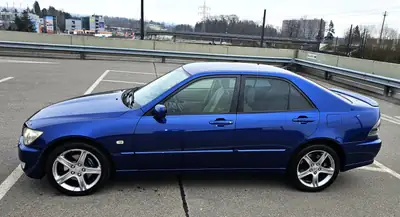 Lexus IS 300 2003 — Berline de prestige, moteur 3.0L performant, historique sans sinistre — Armaturenbrett