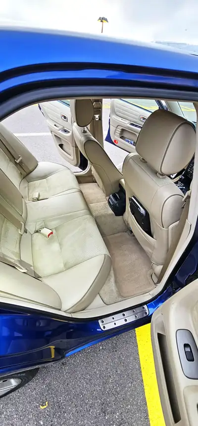 Lexus IS 300 2003 — Berline de prestige, moteur 3.0L performant, historique sans sinistre — Miniatur 8