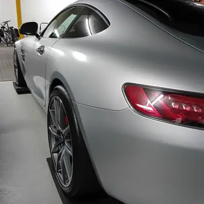 Mercedes-AMG GT S Edition 1 — Coupé sport 510 ch, seulement 49'900 km — vista posteriore