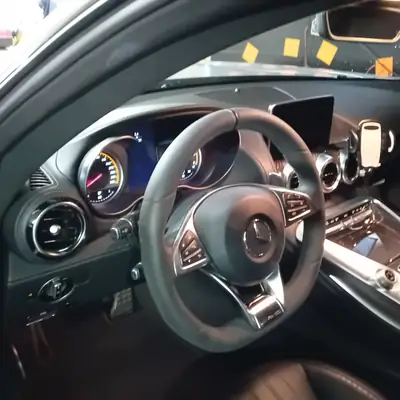 Mercedes-AMG GT S Edition 1 — Coupé sport 510 ch, seulement 49'900 km — interni