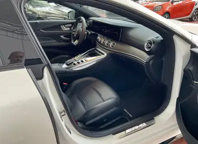 Mercedes-AMG GT 43 — Coupé sportif V8, 390 ch et design signature AMG — Thumbnail 29