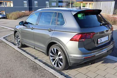 VW Tiguan 2.0 TSI Highline 4Motion — SUV polyvalent sans sinistre, transmission DSG — côté
