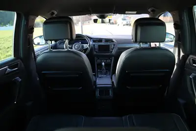 VW Tiguan 2.0 TSI Highline 4Motion — SUV polyvalent sans sinistre, transmission DSG — tableau de bord