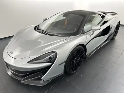 McLaren 600LT Coupé — Supercar V8 600 ch, première main, historique complet — exterior view