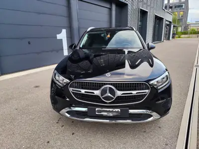 Mercedes-Benz GLC 200 4Matic — SUV hybride mild-hybrid, 18 000 km seulement — Seitenansicht