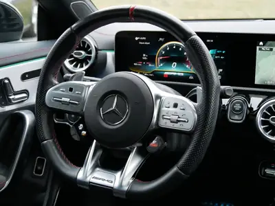 Mercedes-Benz CLA 35 AMG Shooting Brake — Performance 306 ch, 4Matic, 88000 km — Miniature 9