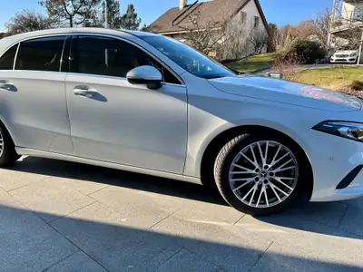 Mercedes-Benz A 180 Progressive — Élégance urbaine et efficacité énergétique — Thumbnail 13
