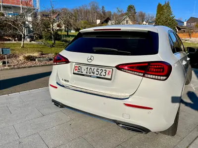 Mercedes-Benz A 180 Progressive — Élégance urbaine et efficacité énergétique — Thumbnail 18