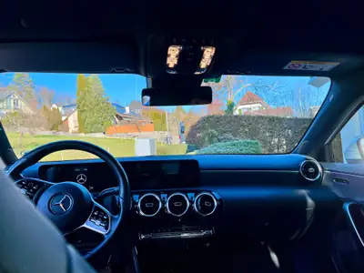 Mercedes-Benz A 180 Progressive — Élégance urbaine et efficacité énergétique — Thumbnail 23