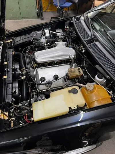 Alfa Romeo GTV 6 2.5 — Coupé sportif des années 80, 160 ch authentiques — Miniatur 9