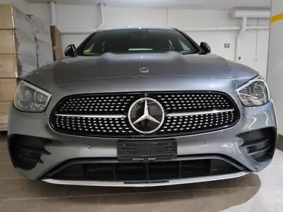 Mercedes-Benz E 220 d T 4Matic AMG Line — Break diesel performant, 53 500 km seulement — interior