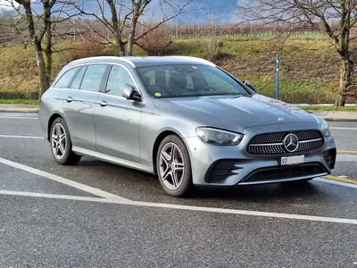 Mercedes-Benz E 220 d T 4Matic AMG Line — Break diesel performant, 53 500 km seulement — Thumbnail 7