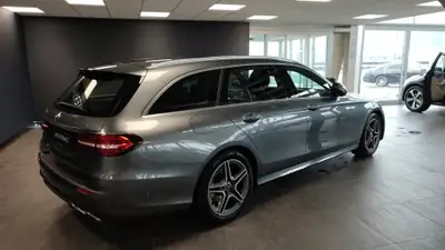 Mercedes-Benz E 220 d T 4Matic AMG Line — Break diesel performant, 53 500 km seulement — Thumbnail 9