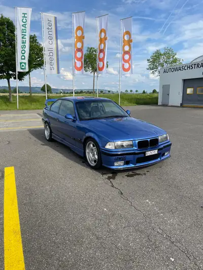 BMW M3 Coupé 1995 — Légende sportive, moteur 44'000 km seulement — Außenansicht