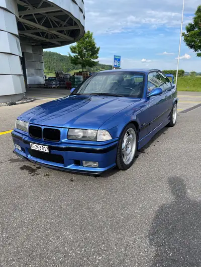 BMW M3 Coupé 1995 — Légende sportive, moteur 44'000 km seulement — Seitenansicht