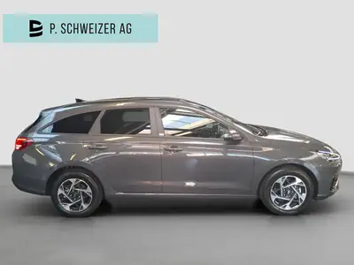 Hyundai i30 Wagon 1.5 T-GDi Amplia 48V — Monospace écologique avec mild-hybrid — détail