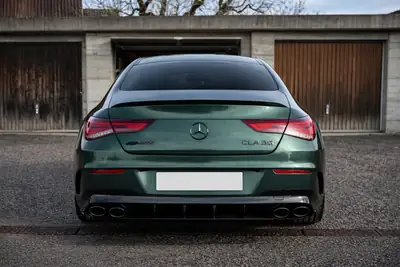 Mercedes-Benz CLA 35 AMG — Berline sportive 306 ch, transmission intégrale — interior