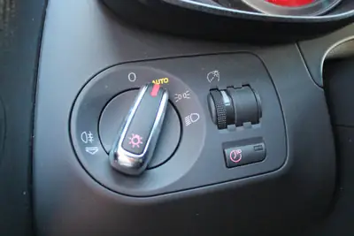 Audi R8 Coupé 4.2 FSI — Supercar légendaire, carbone intégral, sans accident — Miniature 15