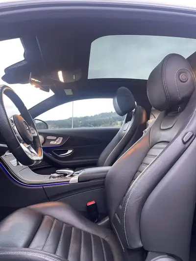 Mercedes-Benz C 43 AMG — Coupé sportif 4Matic, 390 ch de performance pure — dashboard