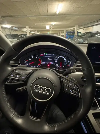 Audi A4 Avant S-tronic — Break diesel automatique, 68 900 km, sans sinistre — tableau de bord