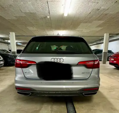 Audi A4 Avant S-tronic — Break diesel automatique, 68 900 km, sans sinistre — Miniature 9