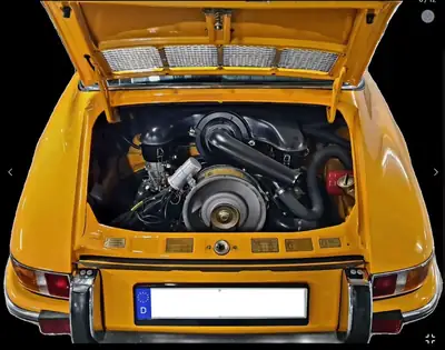Porsche 911 Cabriolet 1970 — Icône jaune vif, authentique et rare — détail