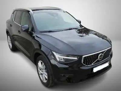 Volvo XC40 T4 Plug-in Hybrid — SUV compact premium, 14 900 km seulement — Armaturenbrett