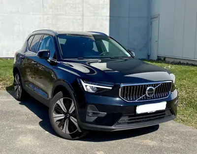 Volvo XC40 T4 Plug-in Hybrid — SUV compact premium, 14 900 km seulement — Detail