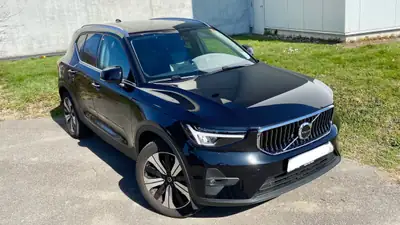 Volvo XC40 T4 Plug-in Hybrid — SUV compact premium, 14 900 km seulement — Miniatur 12