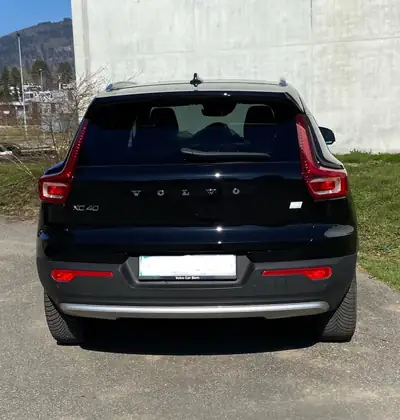 Volvo XC40 T4 Plug-in Hybrid — SUV compact premium, 14 900 km seulement — Miniatur 13