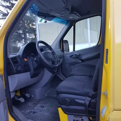 Mercedes-Benz Sprinter 316 CDI — Utilitaire robuste, 187 000 km, moteur fiable — Detail