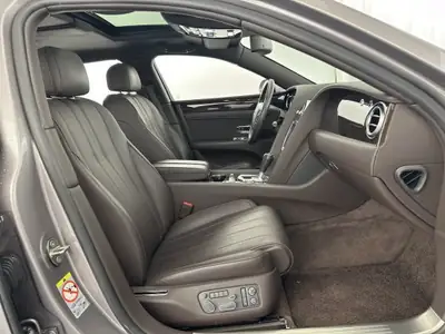 Bentley Flying Spur 6.0 — Berline de prestige, 626 ch, entretien complet — Thumbnail 10