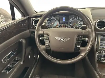 Bentley Flying Spur 6.0 — Berline de prestige, 626 ch, entretien complet — Thumbnail 12