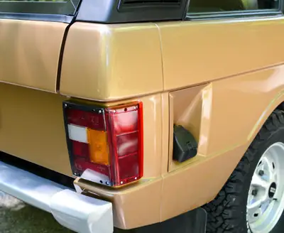 Land Rover Range Rover Classic 3.5 V8 — Légende des années 80, moteur puissant et prestige intemporel — Miniatur 7