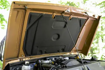 Land Rover Range Rover Classic 3.5 V8 — Légende des années 80, moteur puissant et prestige intemporel — Miniatur 22