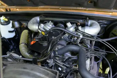 Land Rover Range Rover Classic 3.5 V8 — Légende des années 80, moteur puissant et prestige intemporel — Miniatur 25