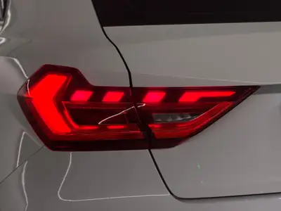 Audi A1 2023 — Citadine dynamique, 105'000 km, boîte automatique — Thumbnail 8