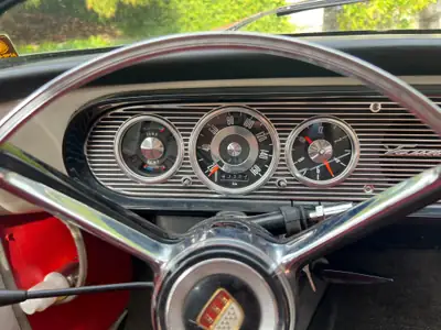 Ford Taunus 17M Super 1964 — Chef-d'œuvre rénové avec transmission Saxomat révolutionnaire — intérieur