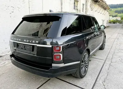 Range Rover LWB 5.0 V8 Superchargé — Le SUV prestige britannique par excellence — interni