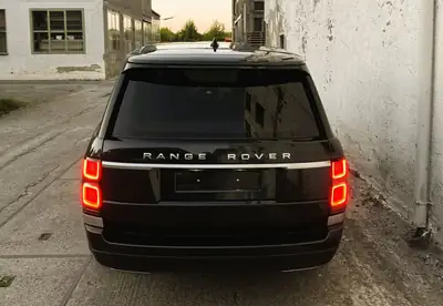 Range Rover LWB 5.0 V8 Superchargé — Le SUV prestige britannique par excellence — Miniatura 7