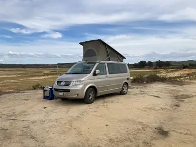 VW T5 — Monospace robuste diesel, parfait état d'entretien — interni