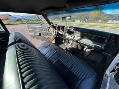 Oldsmobile 442 1968 — Légendaire muscle car V8 Big Block, 64'000 km — vista posteriore