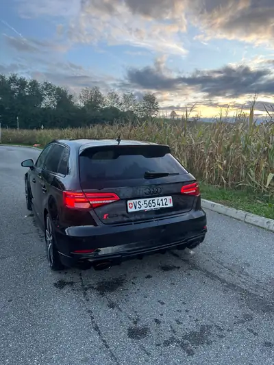 Audi RS3 Sportback 2.5 TSI Quattro — 400 ch, performance brute et polyvalence — arrière