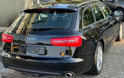 Audi A6 Avant 2.0 TDI S line — Break diesel automatique, 114'536 km, sans sinistre — Miniature 10