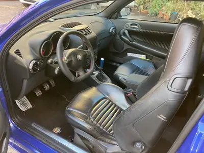 Alfa Romeo 147 GTA Q2 — Sportive compacte 250 ch, boîte manuelle, différentiel Quaife — Miniatura 9
