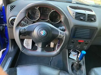 Alfa Romeo 147 GTA Q2 — Sportive compacte 250 ch, boîte manuelle, différentiel Quaife — Miniatura 10