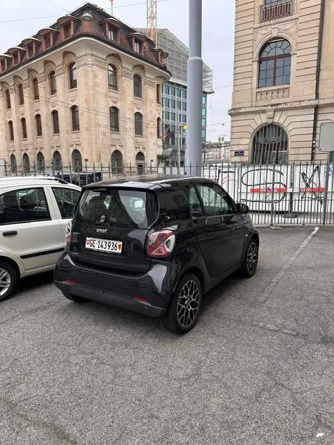 Smart Fortwo 2021 occasion Neuchâtel — 3