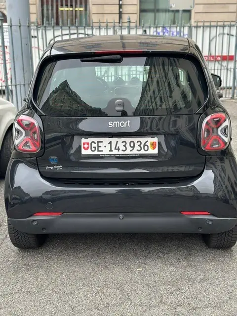 Smart Fortwo 2021 occasion Neuchâtel — 2